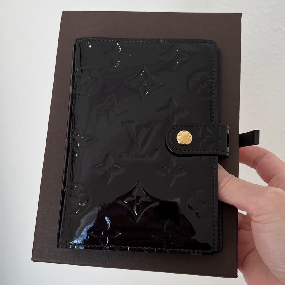 Louis Vuitton  Damier Ebene Agenda PM Passport holder Pristine Sold out on LV